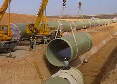 玻璃鋼排污管道施工現(xiàn)場(chǎng)